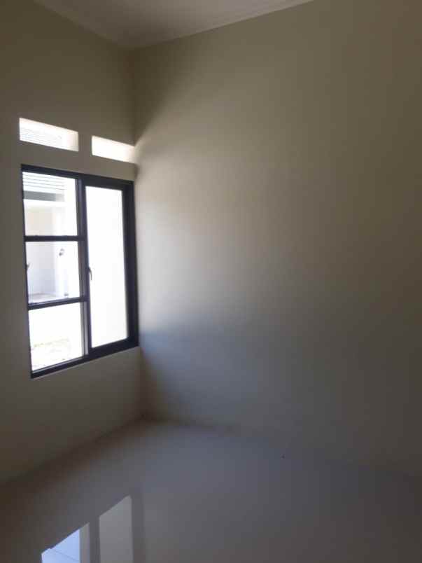 dijual rumah jl telkom
