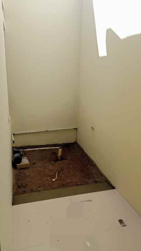 dijual rumah jl telkom