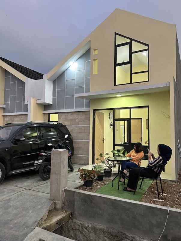 dijual rumah jl wr supratman lubang buaya