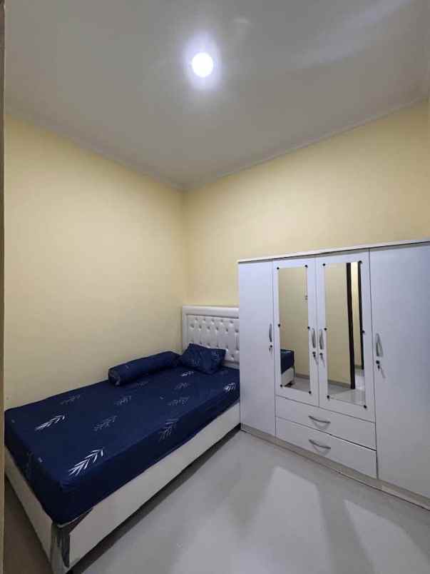 dijual rumah jl wr supratman lubang buaya