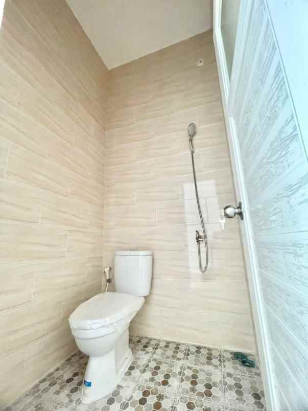 dijual rumah jln benda raya pondok