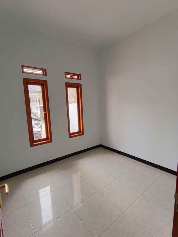 dijual rumah jln bojongwaru rancamulya