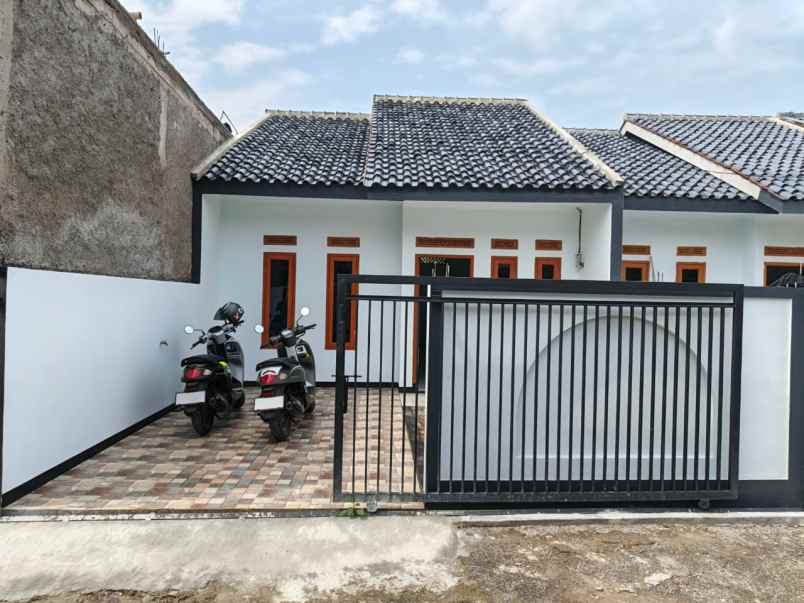 dijual rumah jln bojongwaru rancamulya