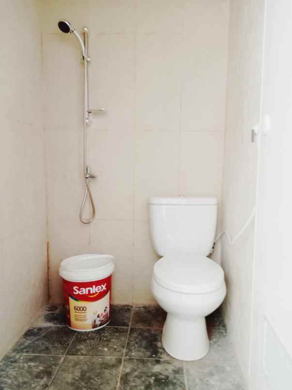 dijual rumah jln cicukang indah mekar