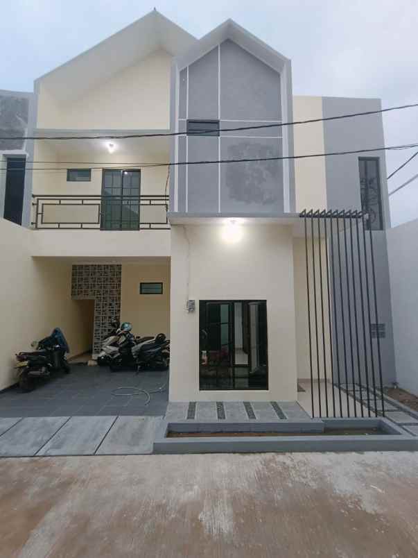 dijual rumah kalimulya cilodong depok