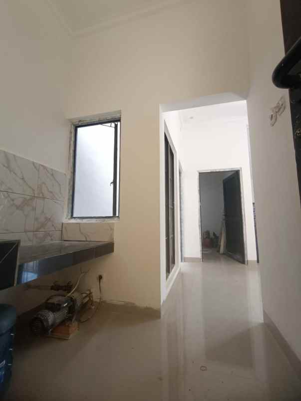 dijual rumah kalimulya cilodong depok