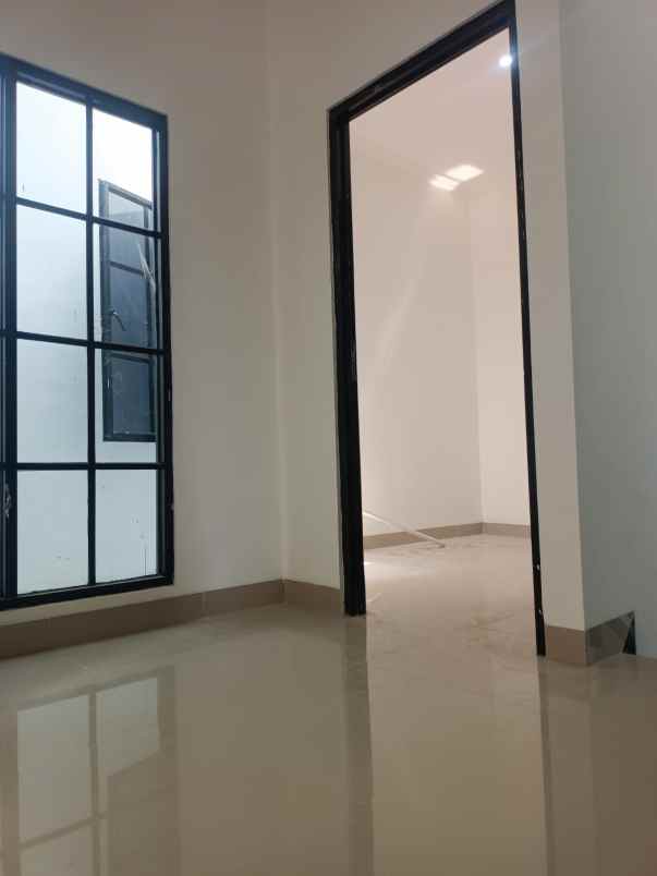 dijual rumah kalimulya cilodong depok