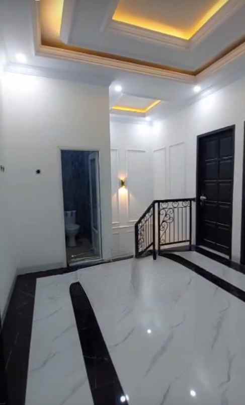 dijual rumah kalisari