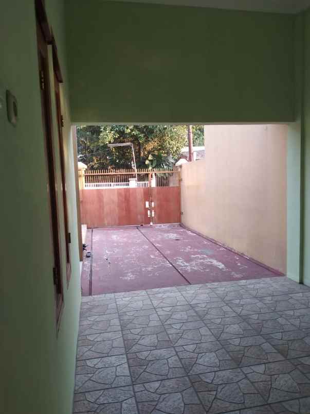 dijual rumah kavlingan bri