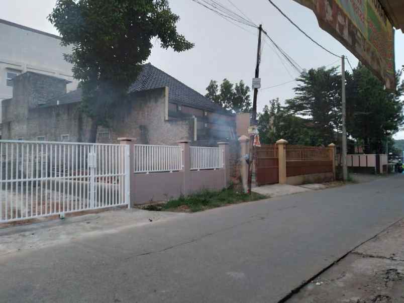dijual rumah kavlingan bri