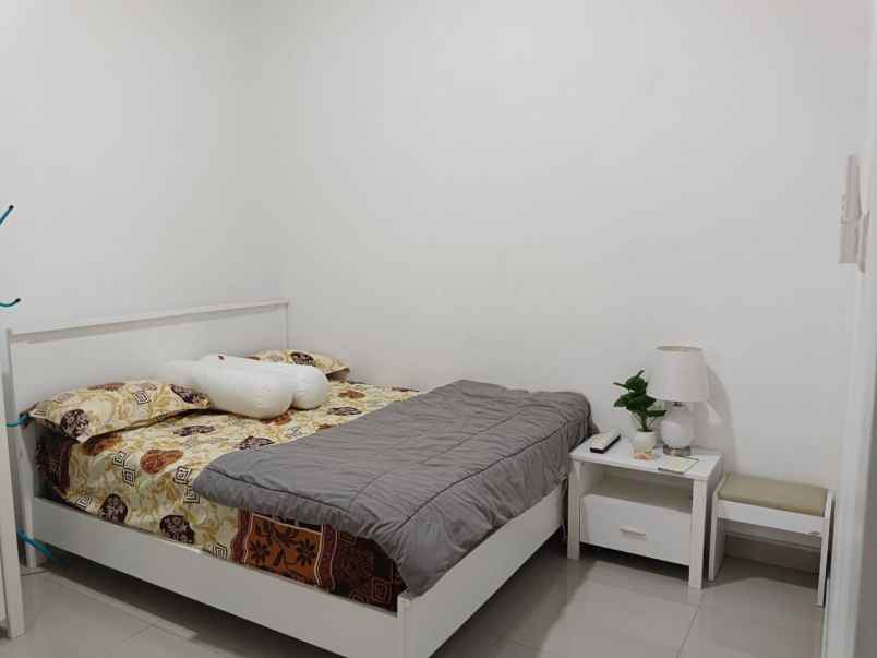 dijual rumah kawaluyaan