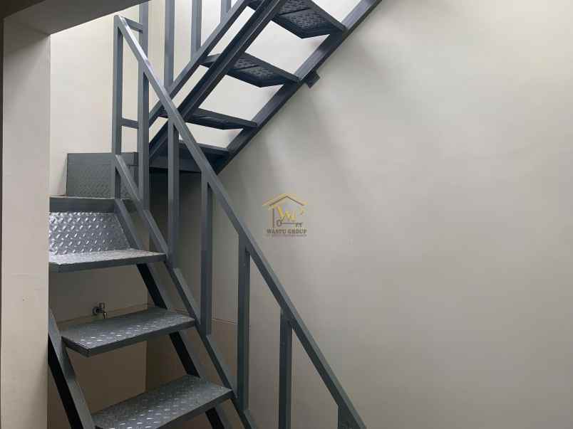 dijual rumah kebondalem kidul kec