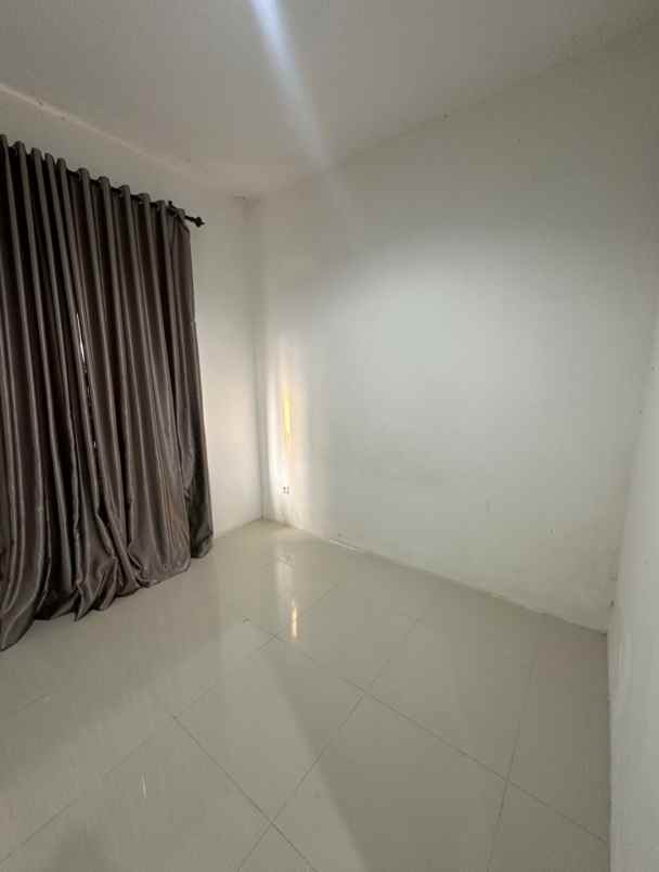 dijual rumah kedaung sawangan depok
