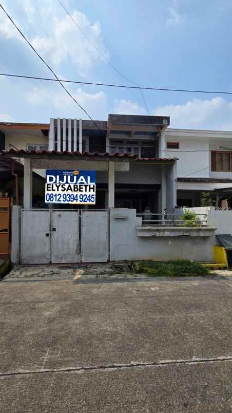 dijual rumah kelapa gading