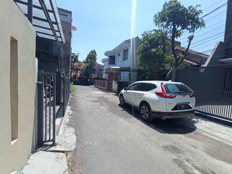 dijual rumah kembar timur pasir luyu
