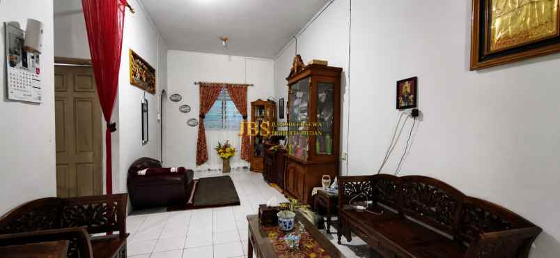 dijual rumah komplek cemara hijau jalan