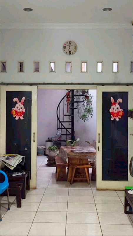 dijual rumah komplek hankam