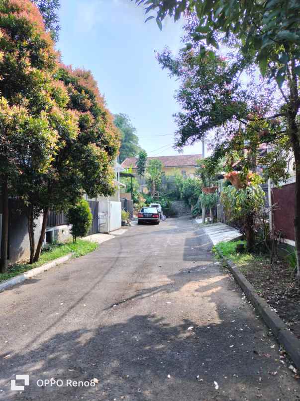 dijual rumah komplek pondok hijau