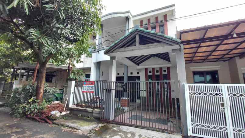 dijual rumah komplek pondok mas