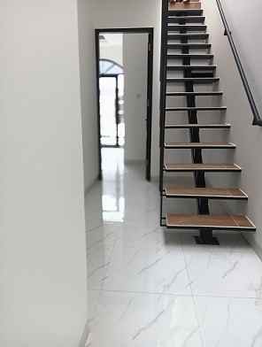 dijual rumah lebak bulus