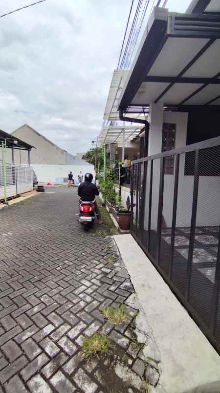 dijual rumah lokasi pandanwangi sulfat kota malang
