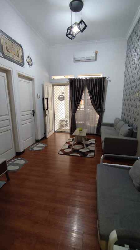 dijual rumah lokasi pandanwangi sulfat kota malang