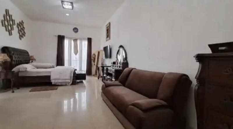 dijual rumah mampang