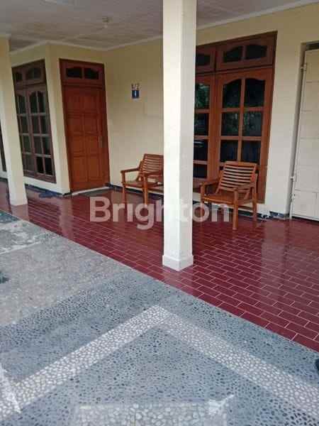 dijual rumah medokan