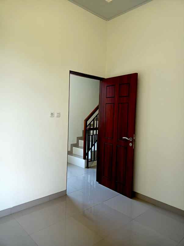 dijual rumah mekar mulya pesona view