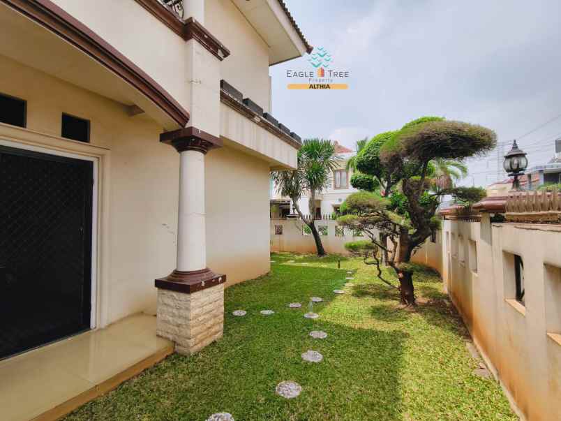 dijual rumah metro permata