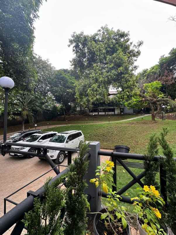 dijual rumah mewah harga njop jakarta selatan
