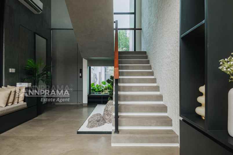 dijual rumah mewah kawasan shila sawangan depok