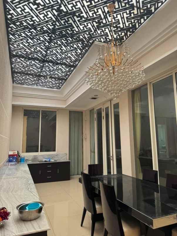 dijual rumah pakuwon indah la riz minimalis