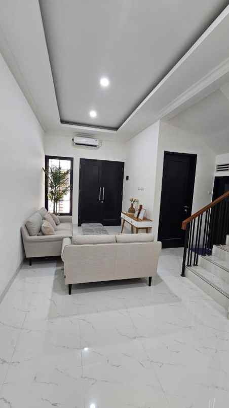 dijual rumah pancoran