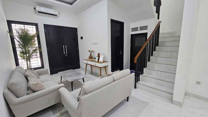 dijual rumah pancoran