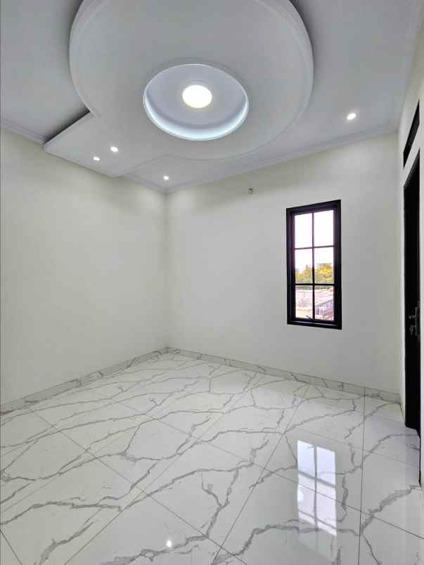 dijual rumah pancoran mas