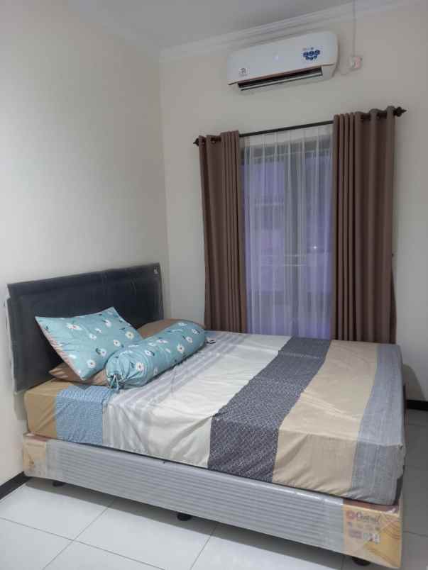 dijual rumah pandanaran hills