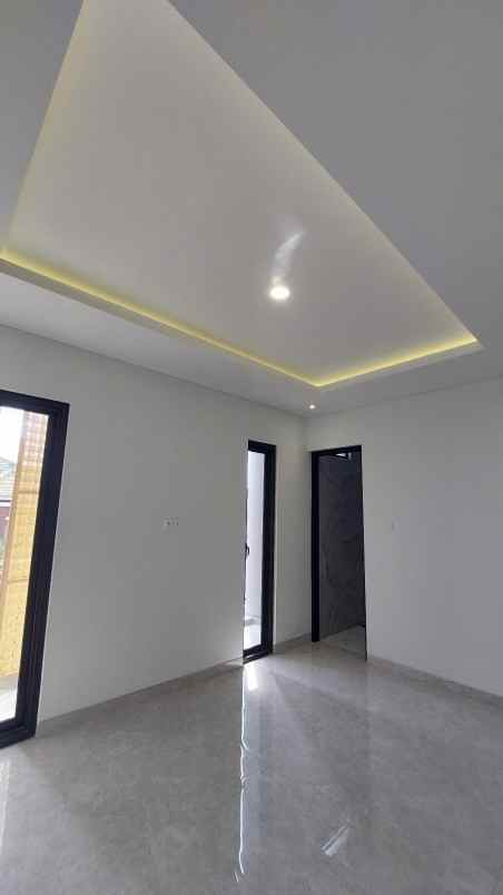 dijual rumah panjang jiwo permai