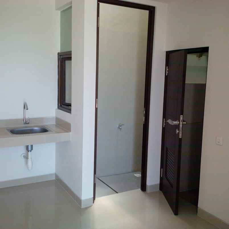 dijual rumah pantai mentari