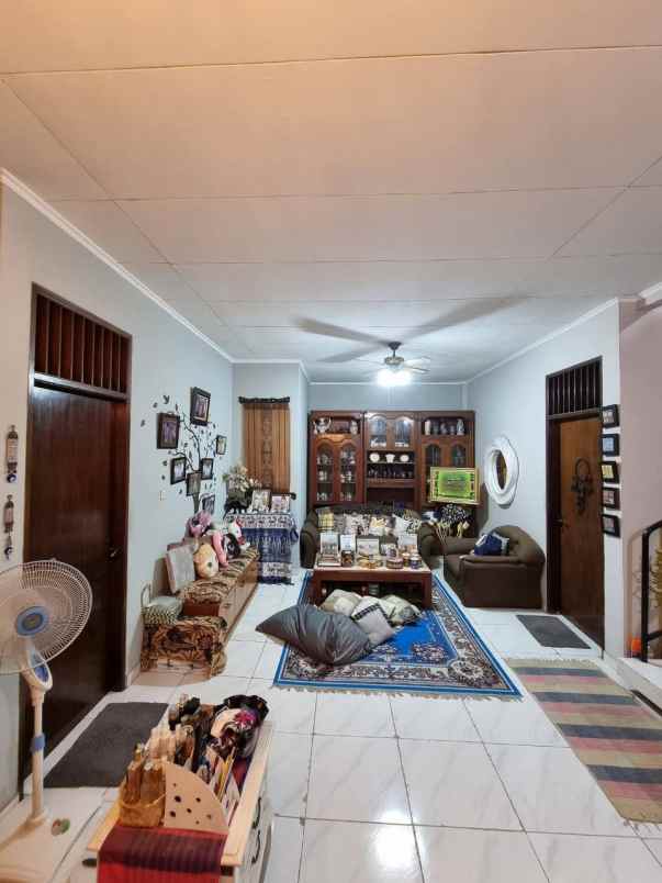dijual rumah pejaten