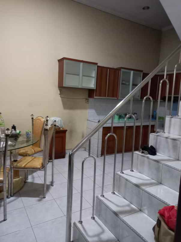 dijual rumah penjagalan