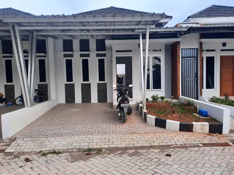 dijual rumah permata green resort tapos