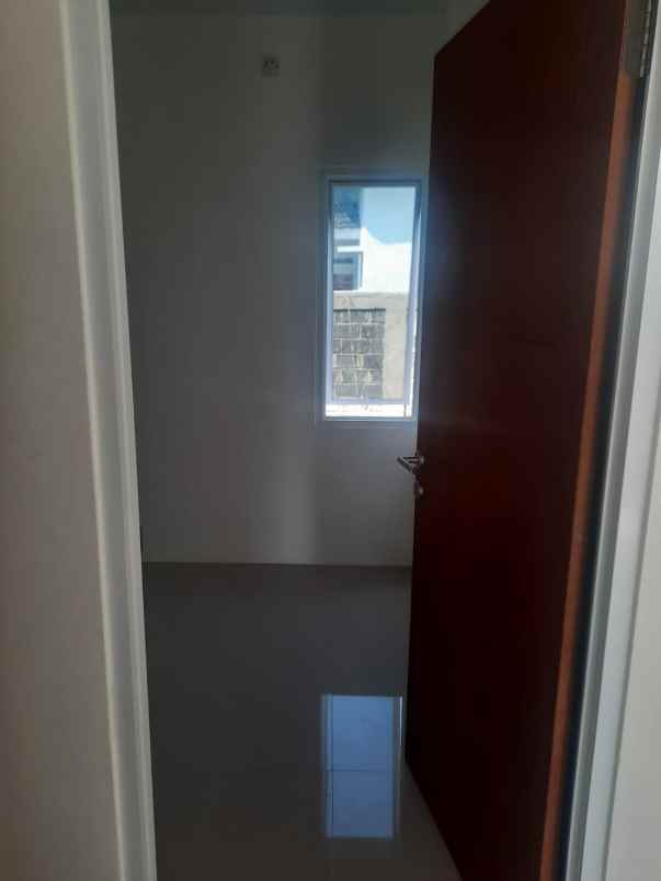 dijual rumah permata green resort tapos