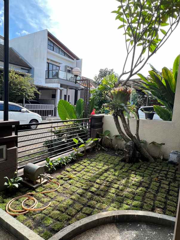 dijual rumah permata jingga suhat kota