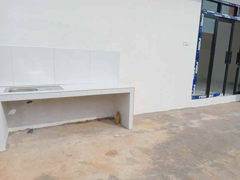 dijual rumah perumahan bukit dewa