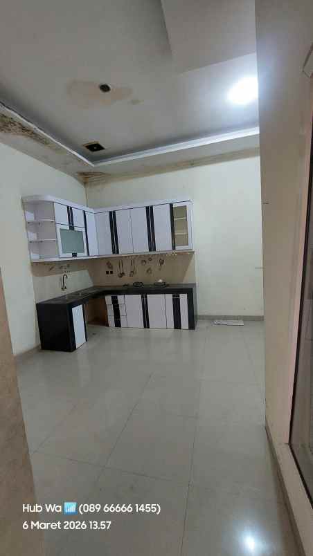 dijual rumah perumahan duta bandara