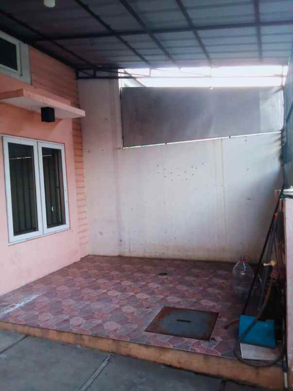 dijual rumah perumahan duta bandara