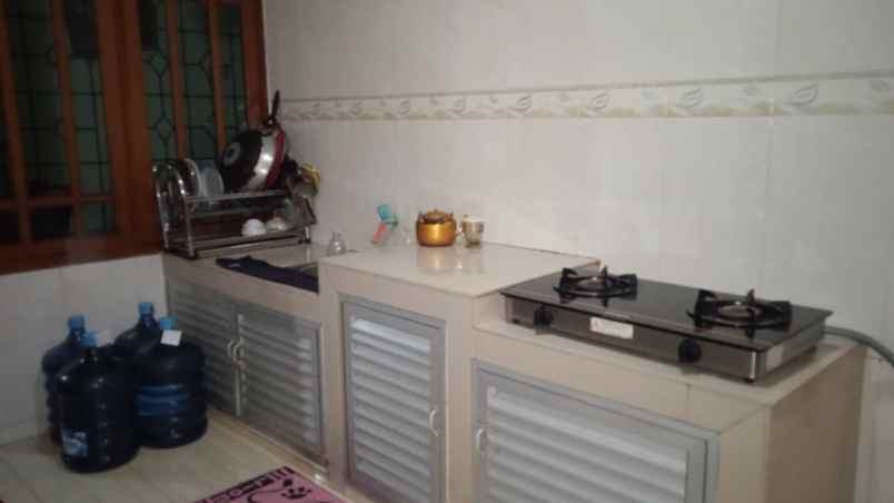 dijual rumah perumahan eramas 2000