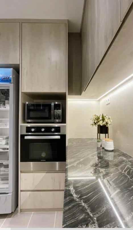 dijual rumah perumahan graha natura