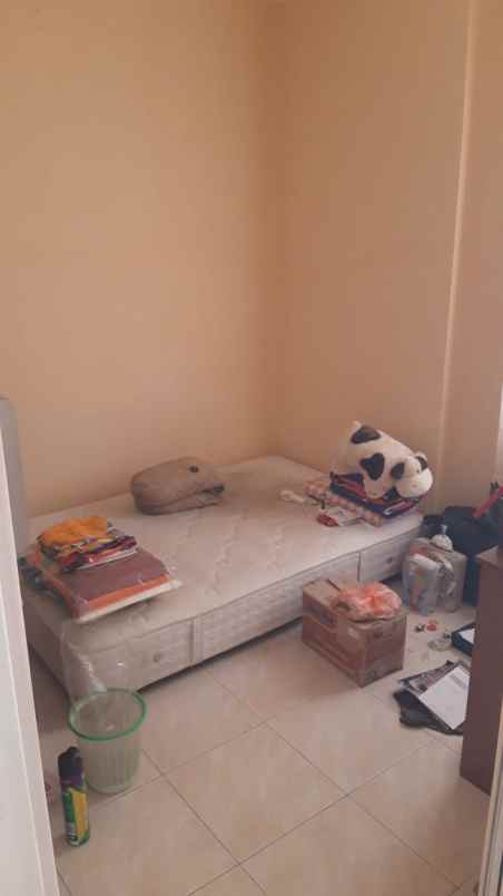 dijual rumah perumahan green court